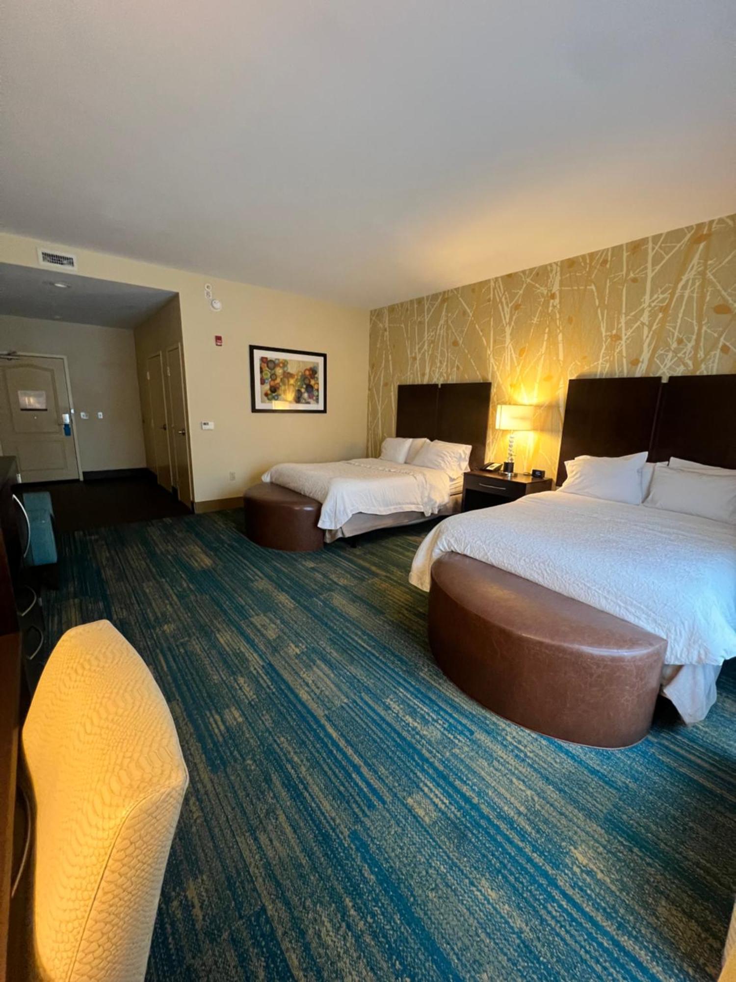Hampton Inn & Suites Stroudsburg Bartonsville Poconos Exterior foto