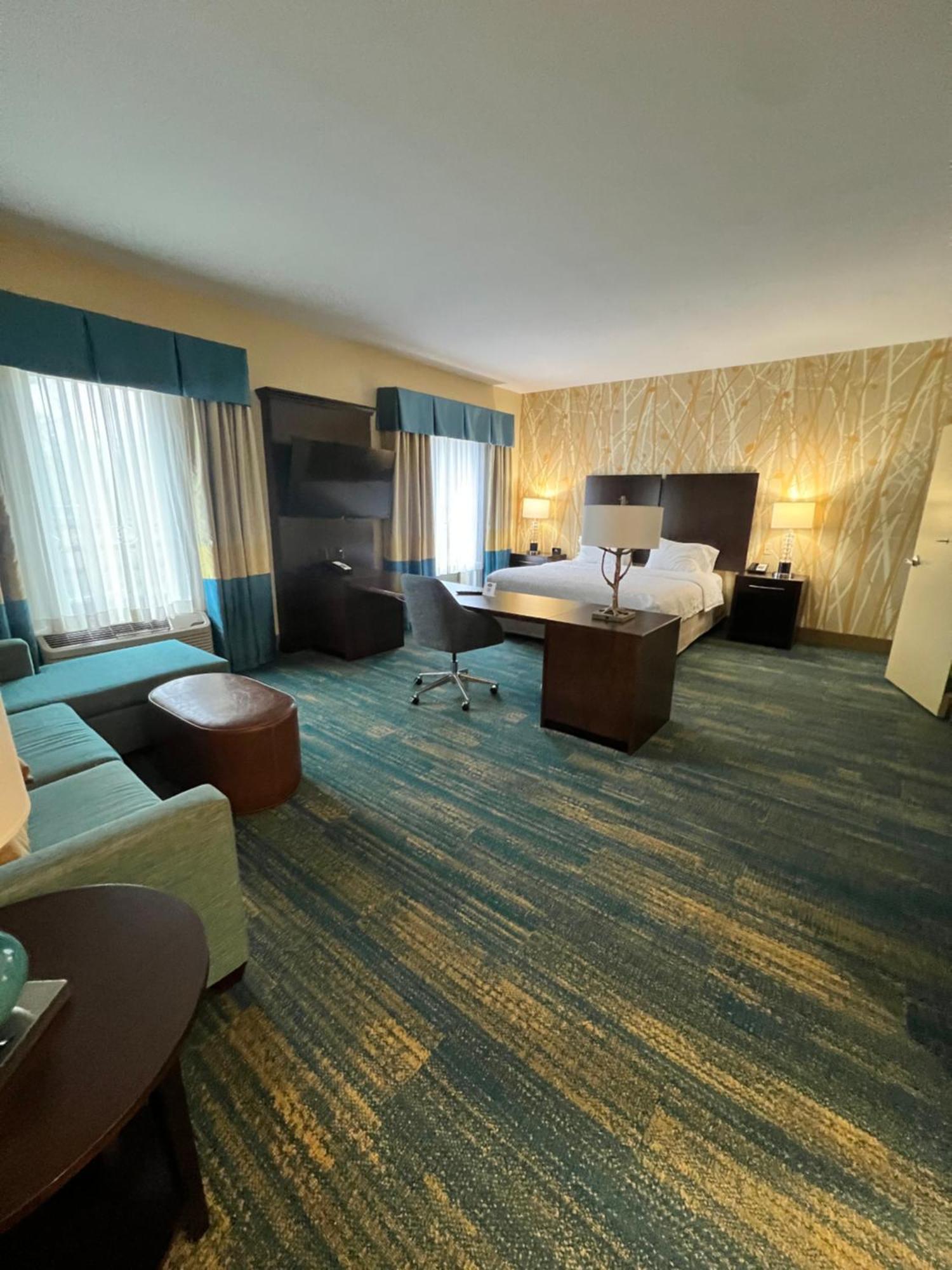Hampton Inn & Suites Stroudsburg Bartonsville Poconos Exterior foto